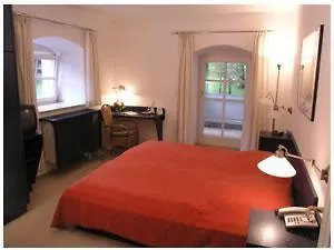 Haus Rufinus Am Kloster سيون-سيبروك